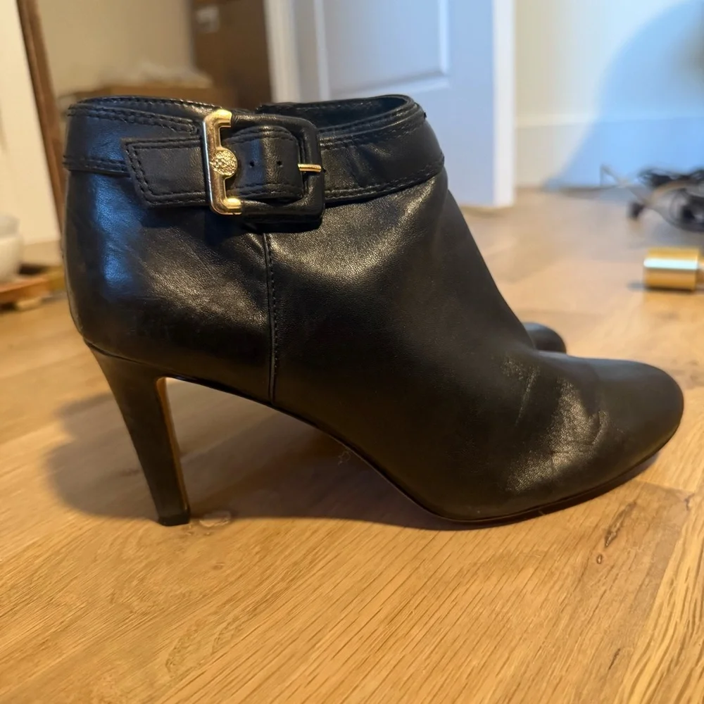 Vince Camuto Black Leather Ankle Boots - Picture 2 of 7